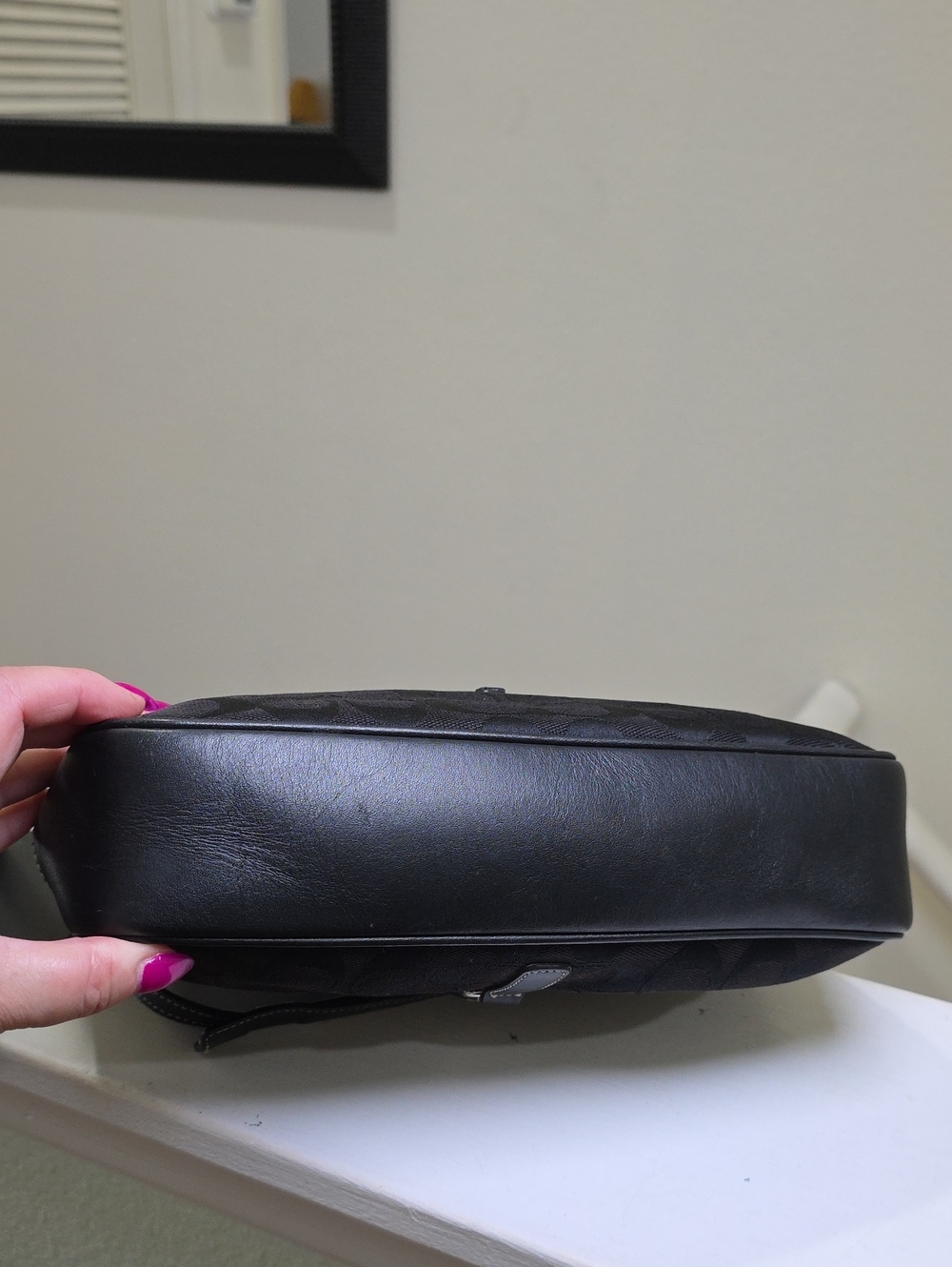 COACH 6091 Vintage Hamptons Clip Hobo Black Signature Fabric/Black Leather Trim - Picture 12 of 16